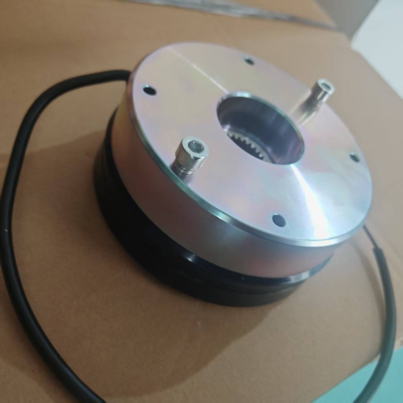 Elektroniczny hamulec 45712D-F – Car Electronics recenzja i cena