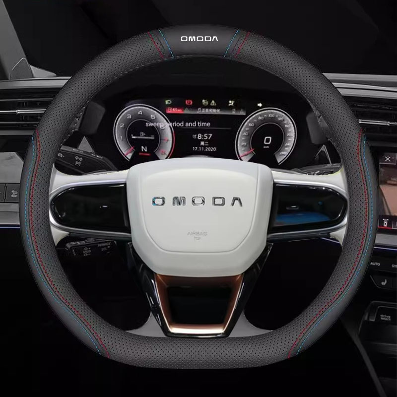 Skórzany pokrowiec na kierowni – Car Steering Wheel Cover Anti Slip Breathable recenzja i cena
